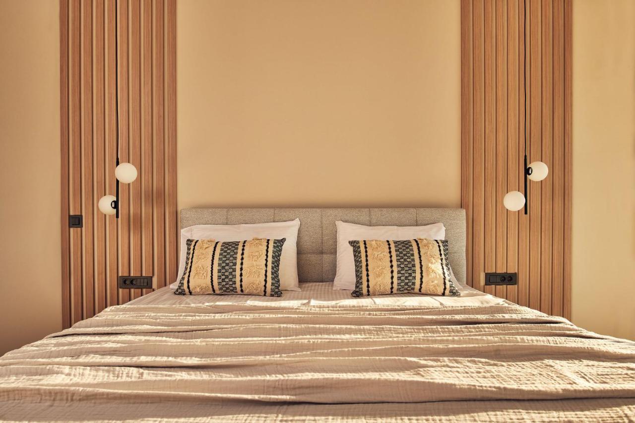 Althea Lavish Estate - Villa & Suite 扎金索斯镇 外观 照片