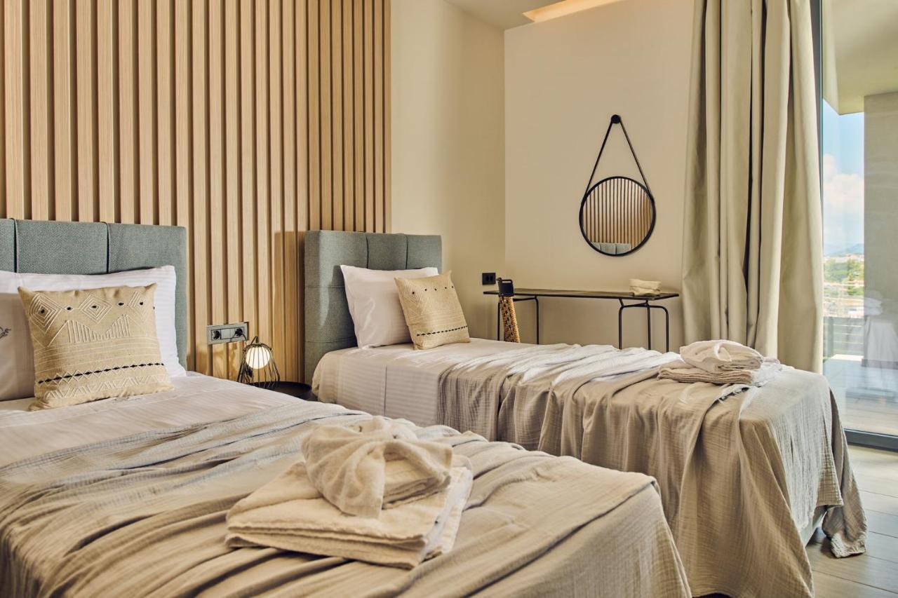 Althea Lavish Estate - Villa & Suite 扎金索斯镇 外观 照片