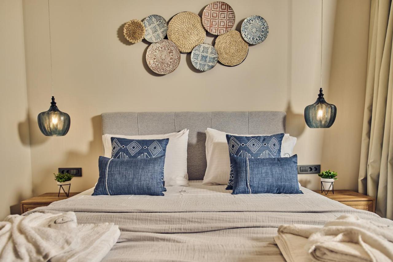 Althea Lavish Estate - Villa & Suite 扎金索斯镇 外观 照片