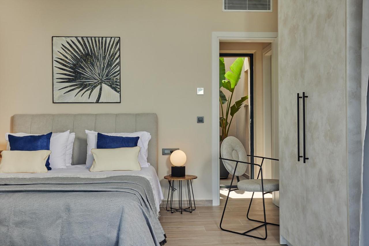 Althea Lavish Estate - Villa & Suite 扎金索斯镇 外观 照片