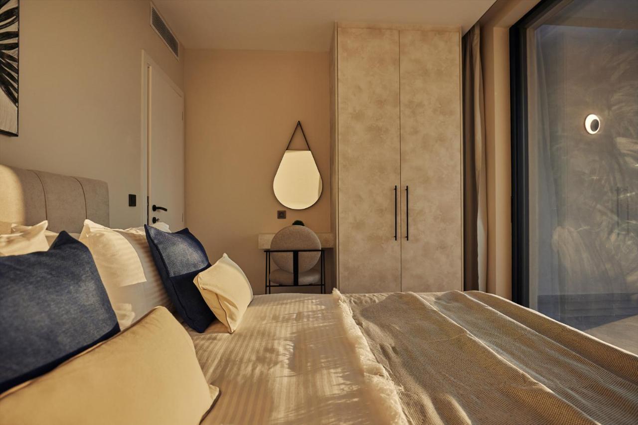Althea Lavish Estate - Villa & Suite 扎金索斯镇 外观 照片