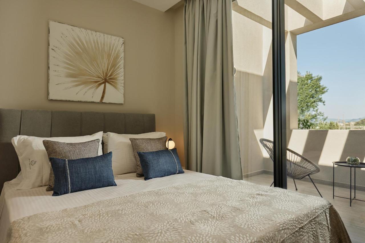 Althea Lavish Estate - Villa & Suite 扎金索斯镇 外观 照片