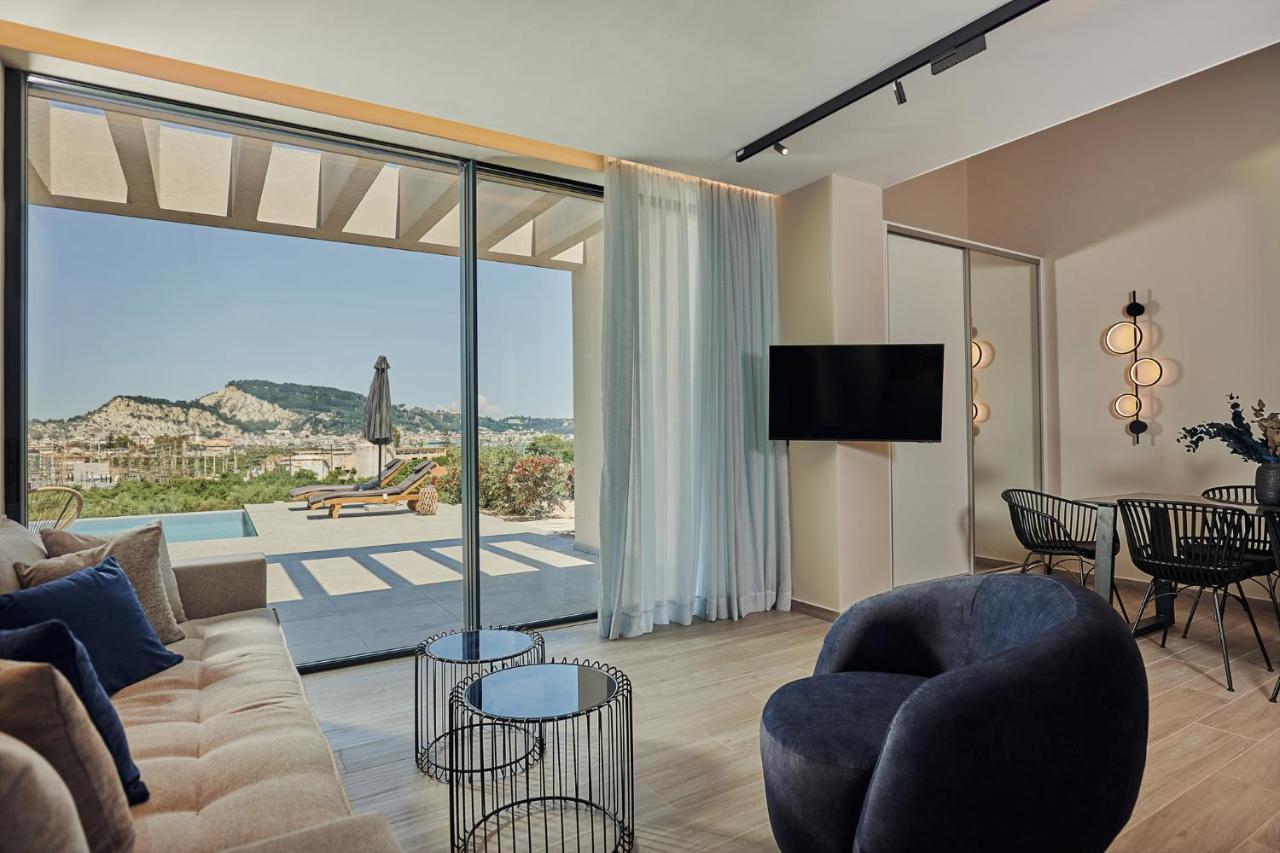 Althea Lavish Estate - Villa & Suite 扎金索斯镇 外观 照片